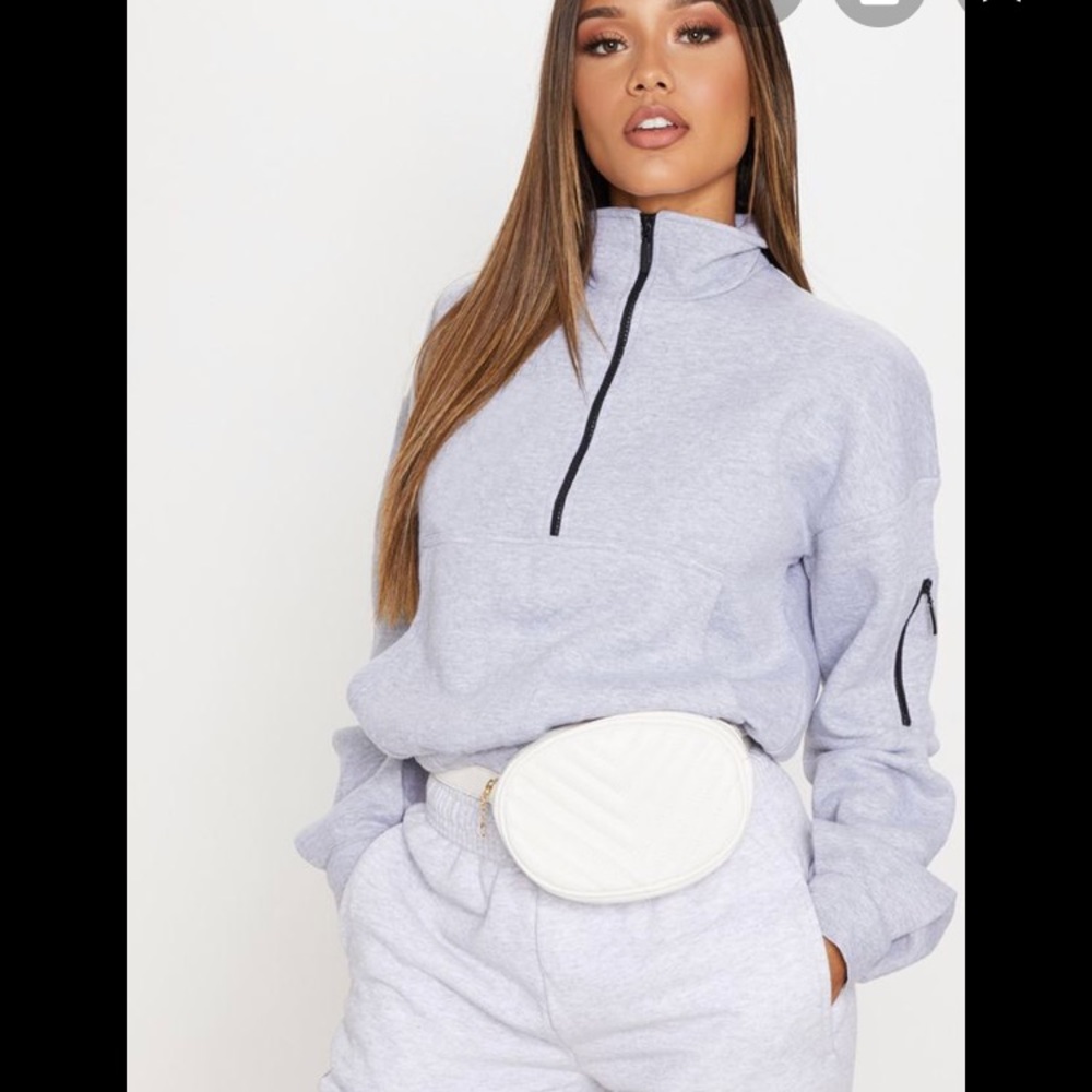 Prettylittlething cropped sweater 🧚🏻‍♀️